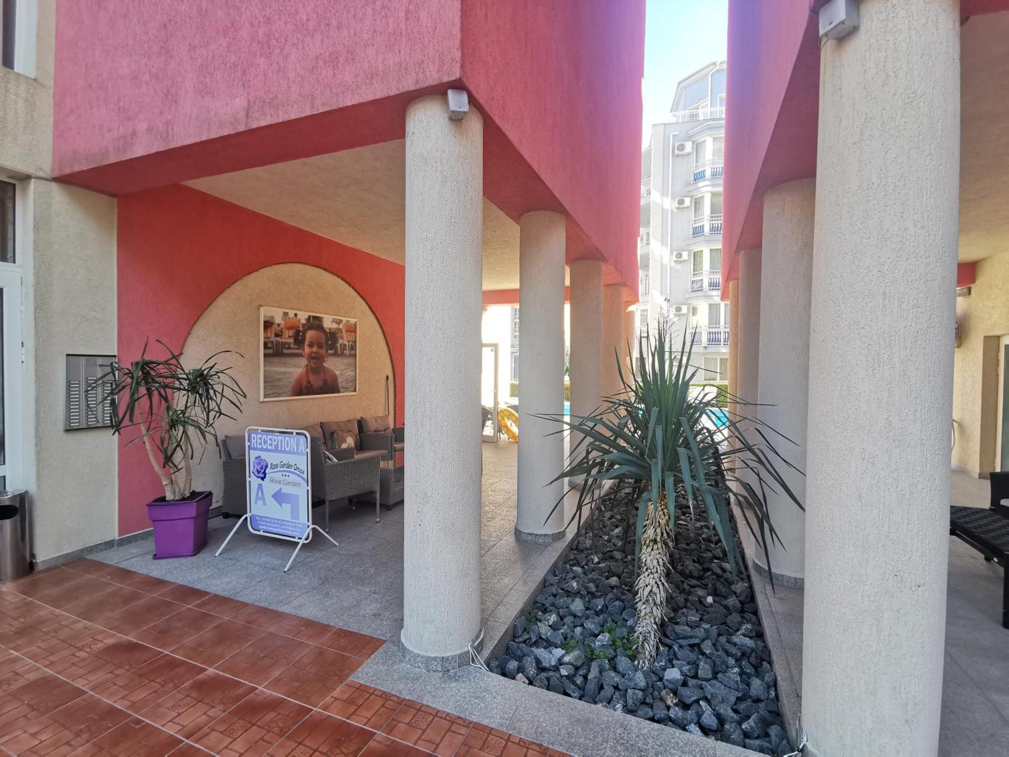 Rose Garden Omax Apartments Σάνι Μπιτς Εξωτερικό φωτογραφία