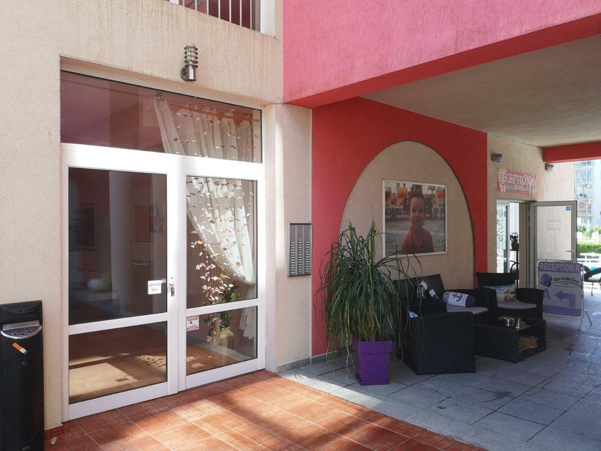 Rose Garden Omax Apartments Σάνι Μπιτς Εξωτερικό φωτογραφία
